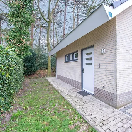 De Nachtegaal * Schoorl